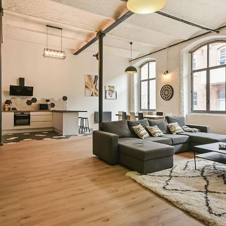 Loft De L'Usine - Welkeys Apartment Tourcoing Ngoại thất bức ảnh