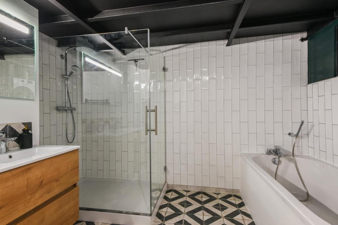 Loft De L'Usine - Welkeys Apartment Tourcoing Ngoại thất bức ảnh