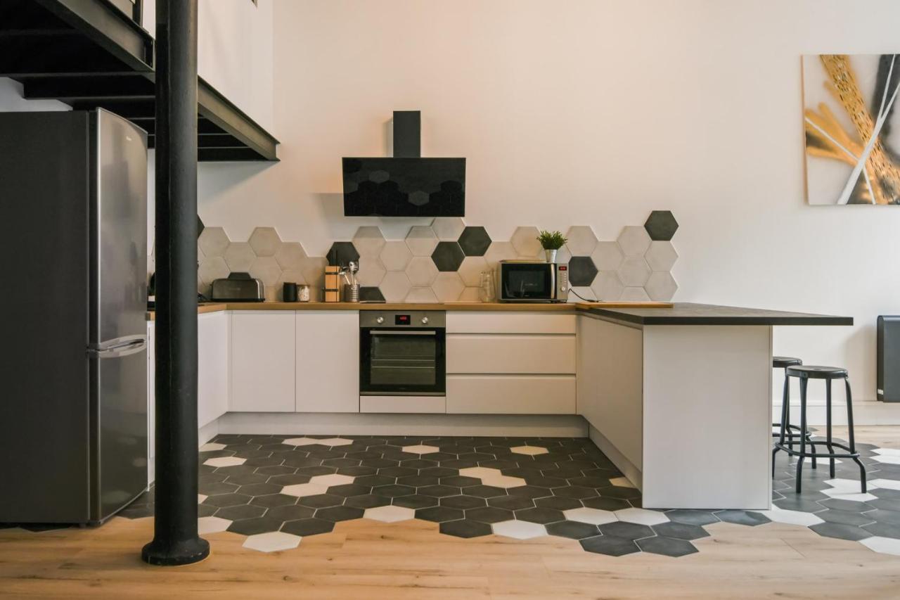 Loft De L'Usine - Welkeys Apartment Tourcoing Ngoại thất bức ảnh